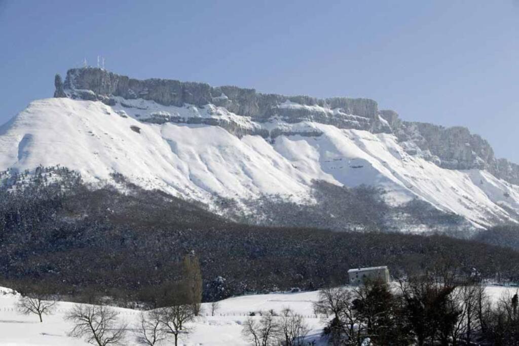 Vila La Granjita Del Rio Nava de Ordunte Exteriér fotografie